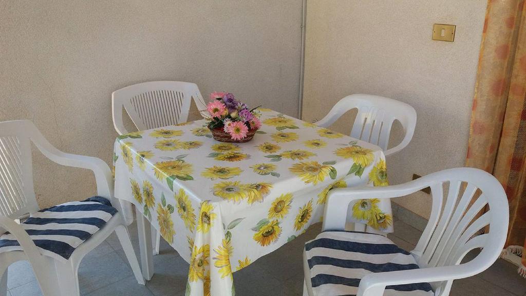 הוילה טראפטו Case Vacanze Russo מראה חיצוני תמונה